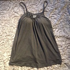 32 degree “cool” tank with molded cups